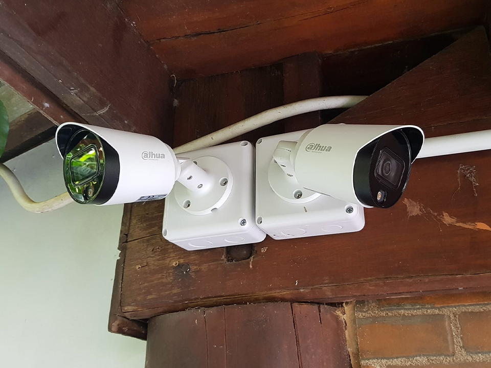 ติดตั้ง และซ่อมบำรุงกล้องวงจรปิดทุกประเภท ทั้งระบบ IP Camera และ Analog Camera